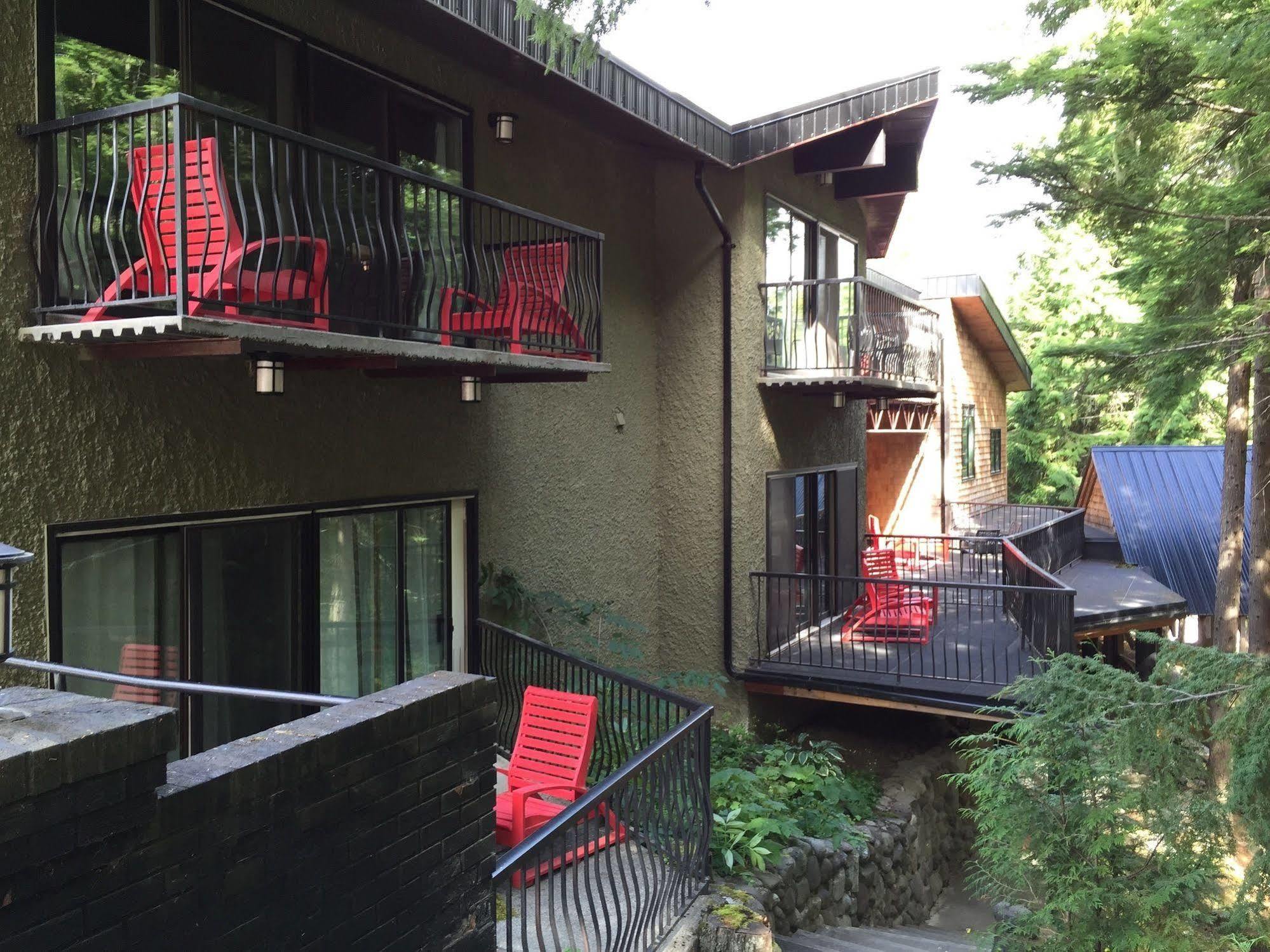 The Lodge At Skeena Landing Terrace Exterior foto